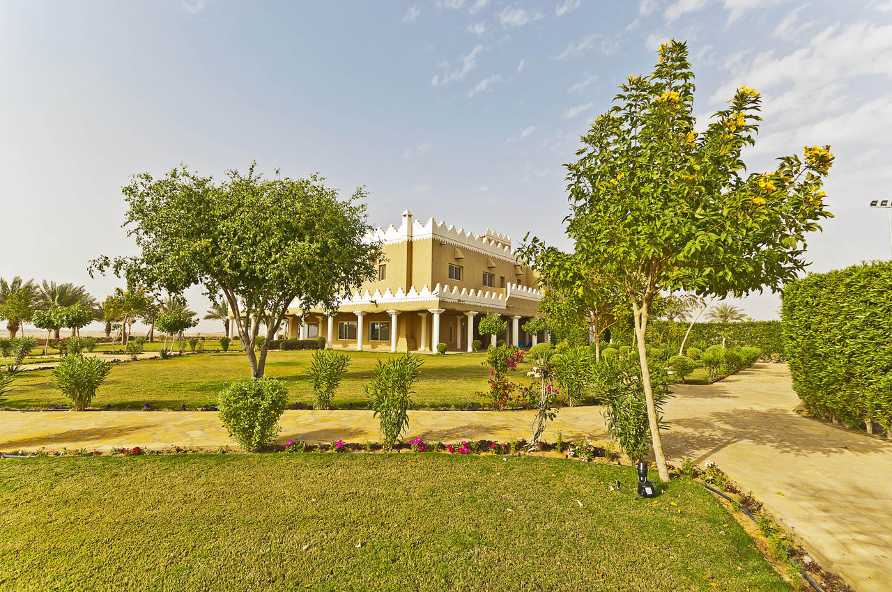 Al Malfa Resort Unaizah Exterior photo